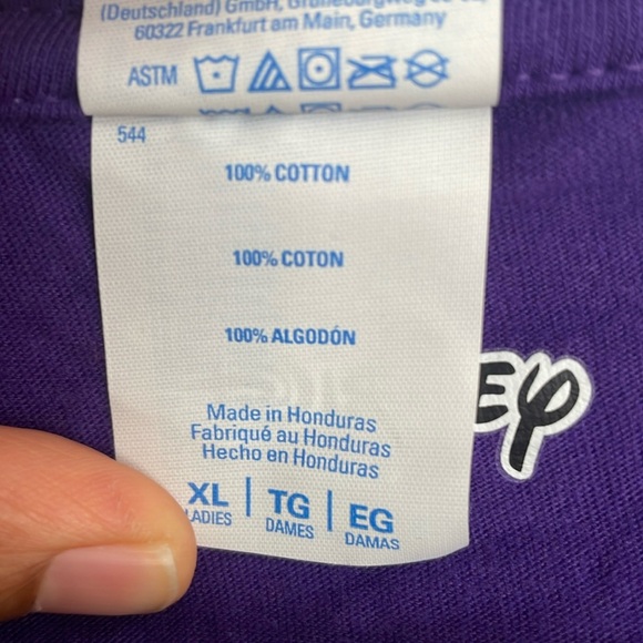 Port and Company Disney Men’s our family trip Tee XL - Picture 4 of 6